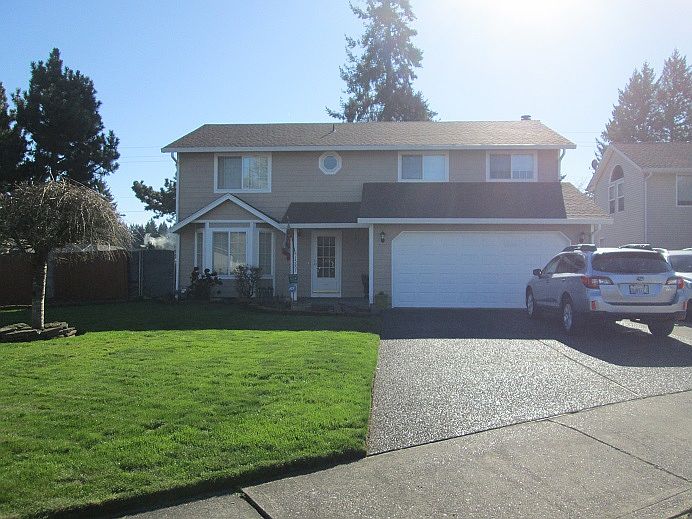 1st image of 15607 NE 35th St