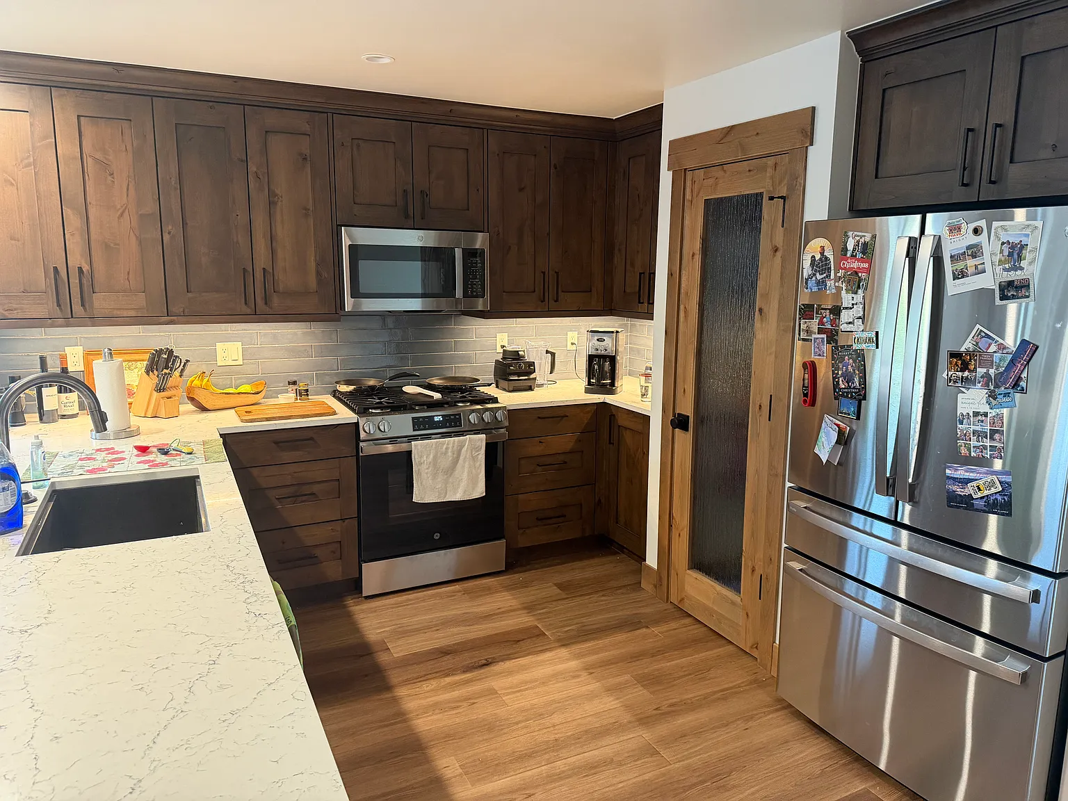2 bed, 2.5 bath, 11500 sqft, $1,750 — Photo 2