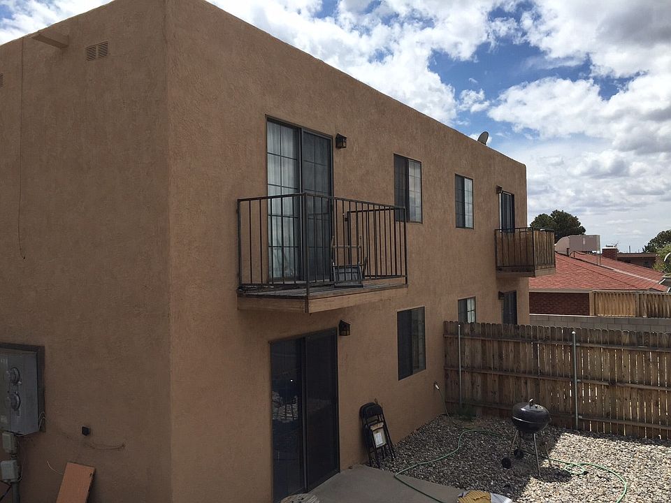 Backyard overlooks Bear Canyon