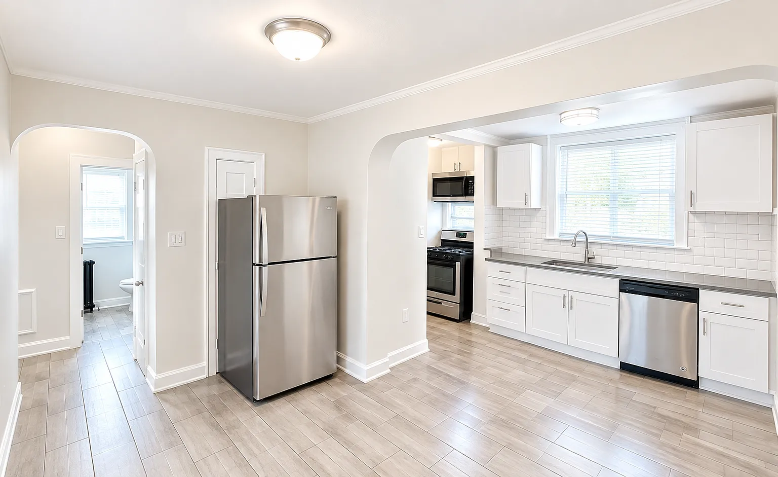5206 W Schubert Ave — Photo 1