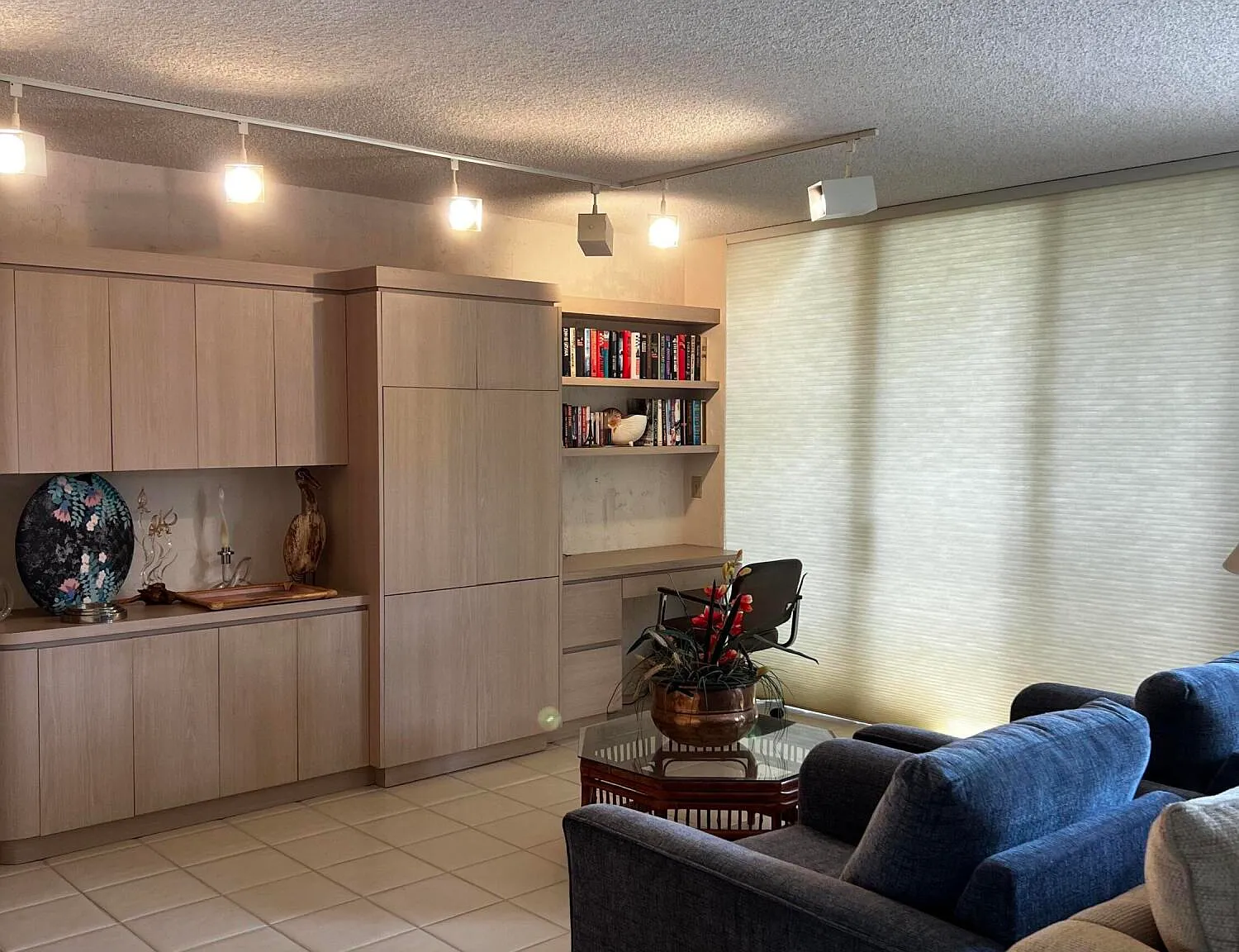 2 bed, 2.5 bath, 1434 sqft, $2,600 — Photo 2