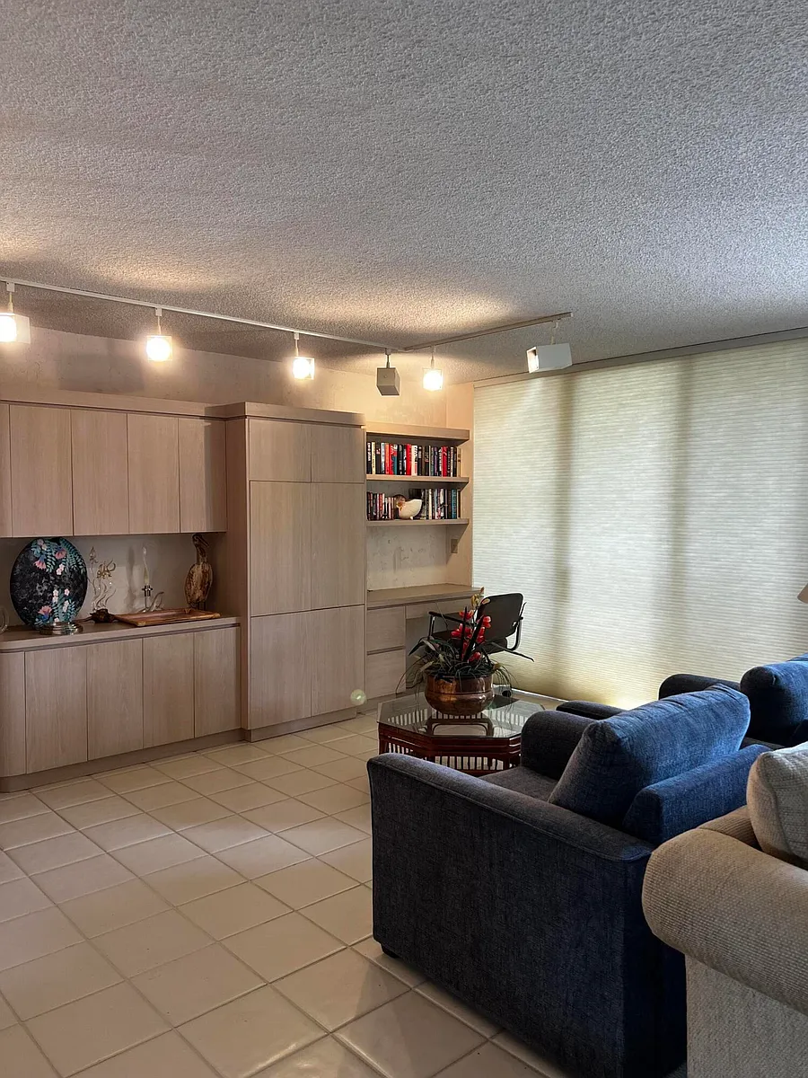 Building Photo - 4702 Fountains Dr S #207