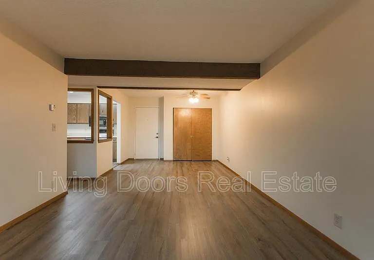 1935 N Lincoln Ave #106 — Photo 7