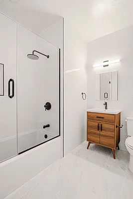 Bathroom, photo 2