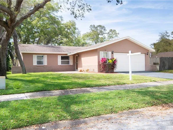 6558 Creekview Ter N, Pinellas Park, FL 33781