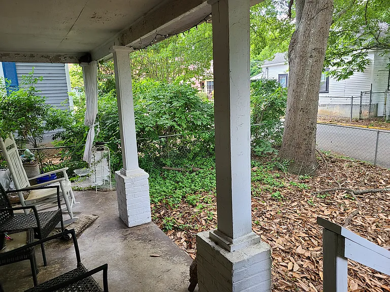 126 Indale Ave — Photo 4
