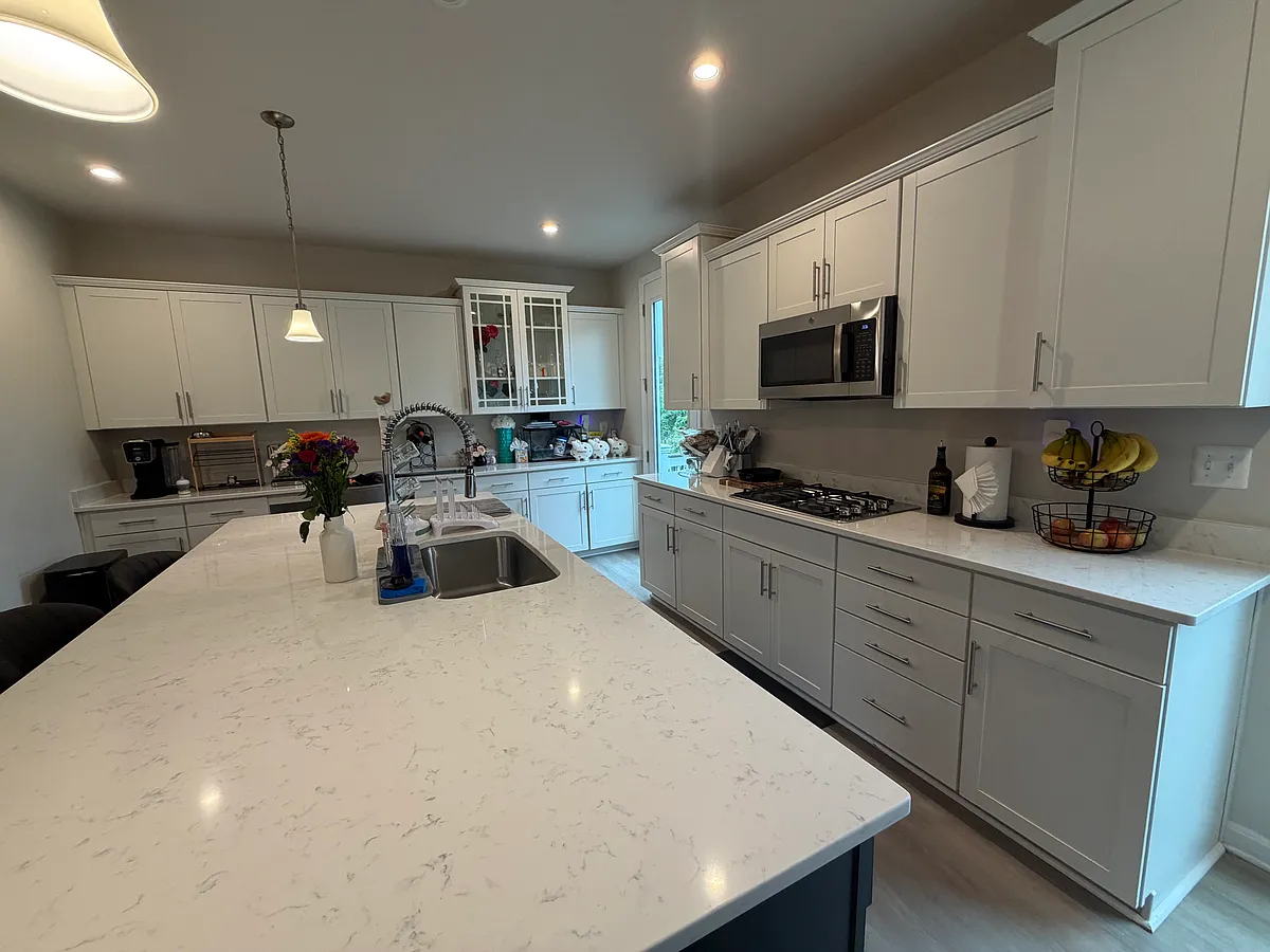 Building Photo - 18275 Summit Pointe Dr