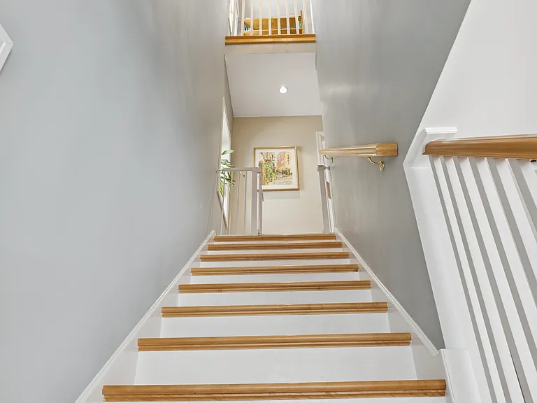 1065 N Marshfield Ave #2 — Photo 14