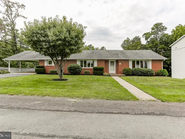 117 Ridgewood Dr, Millersburg, PA 17061