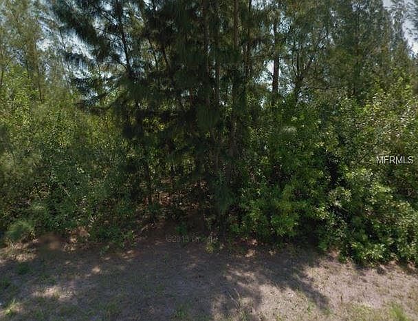 2nd image of 10510 Hillwood Dr