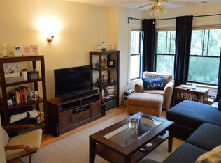 1129 W Altgeld St APT 3, Chicago, IL 60614
