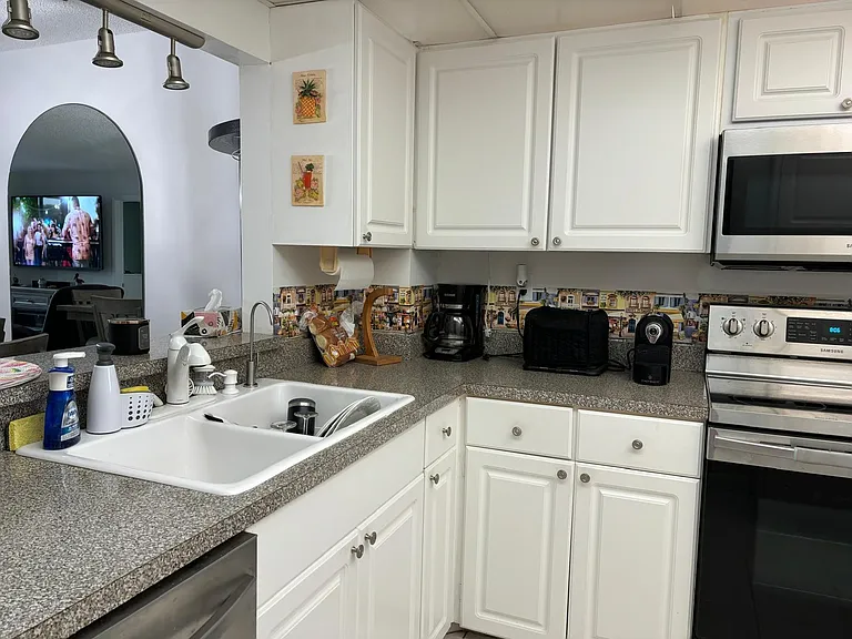 9900 S Ocean Dr #1 — Photo 8