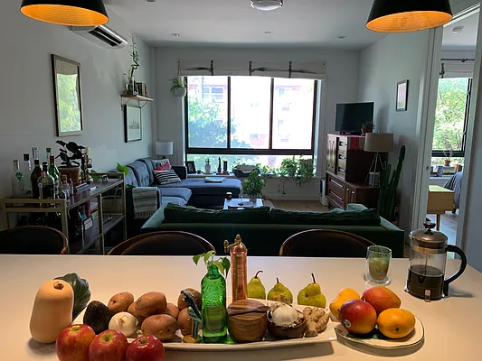 Rented by Compass | media 7