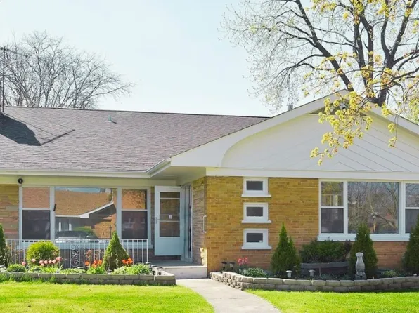 6622 N Christiana Ave, Lincolnwood, IL 60712