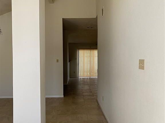 3rd image of 15214 Loma Paseo Dr