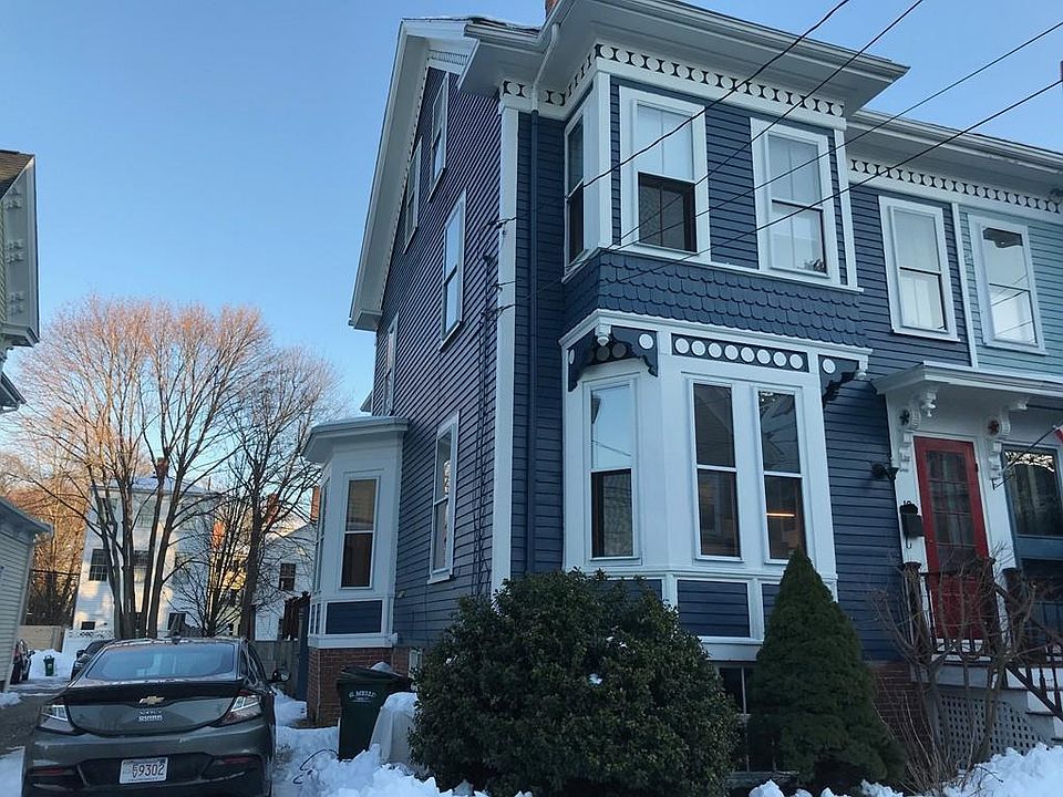 2nd image of 19 Otis Pl