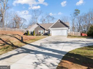 7596 Lula Rd, Lula, GA 30554