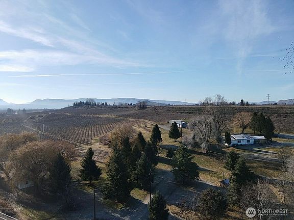 3rd image of 223 Old Riverside Hwy