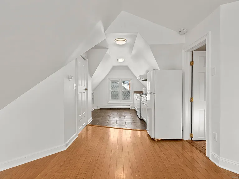 48 Lockwood Ave #3 — Photo 7