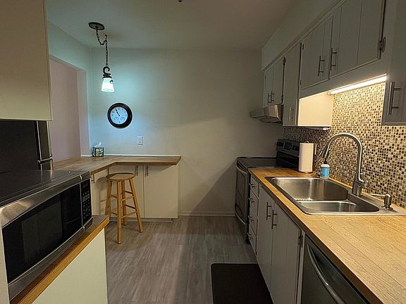 5th image of 5679 Monroe St Unit 709