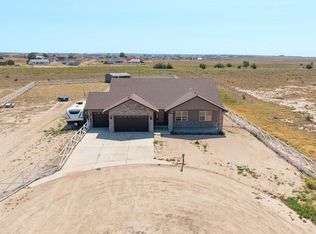 1180 N Saddle Ridge Ln, Pueblo West, CO 81007