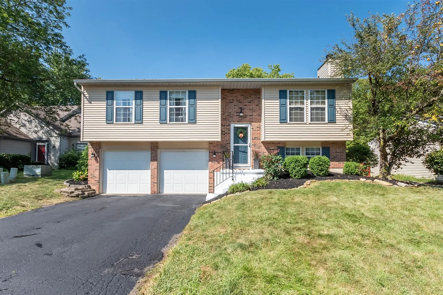 2294 Green Island Dr photo 1