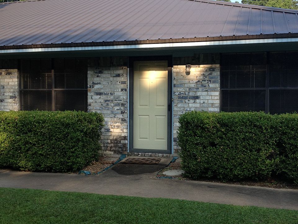 Building Photo 4