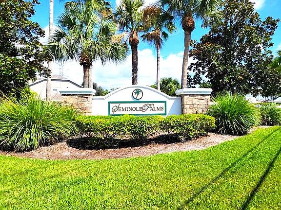 4th image of 8877 Christie Dr