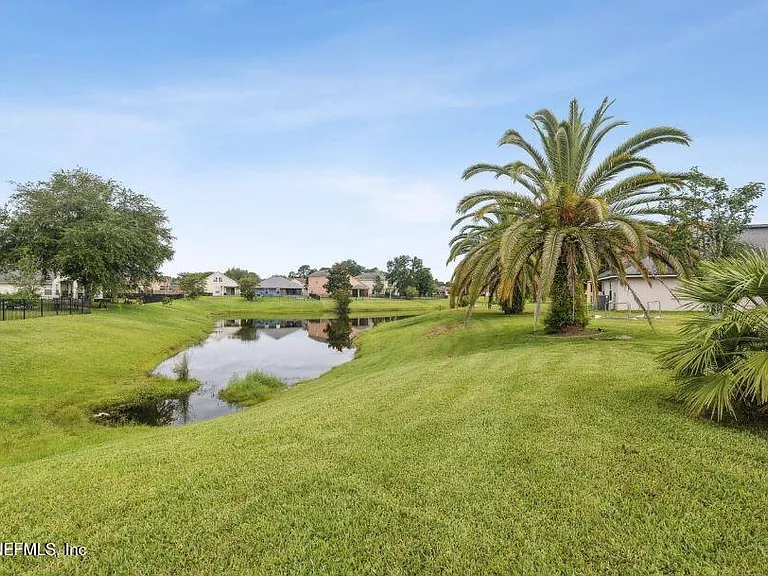 13328 Smithwick Ln — Photo 33