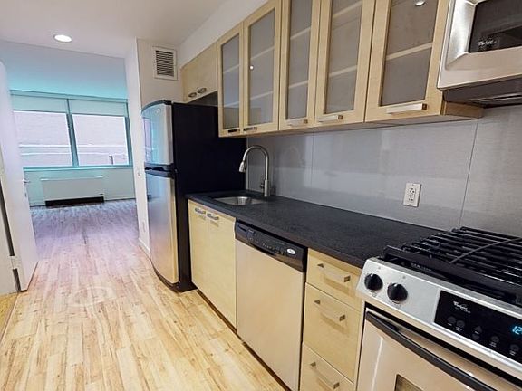 4th image of 88 Leonard St #1113**