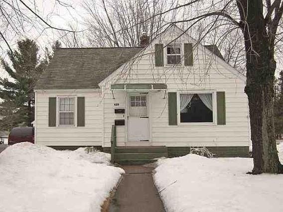 1st image of 439 Wood Ave