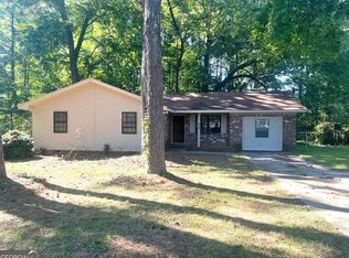 556 Roy Huie Rd, Riverdale, GA 30274