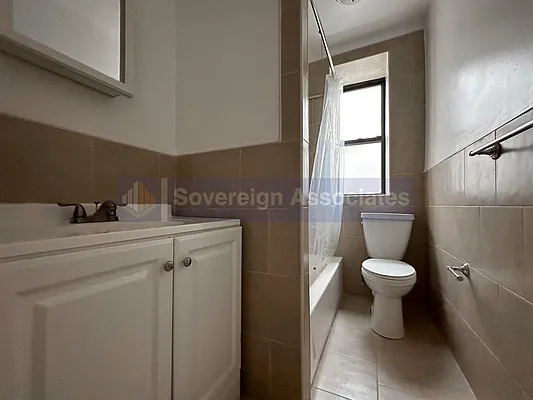 Rented by Sovereign Associates | media 12