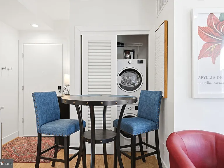 1775 Swann St NW #102 — Photo 4