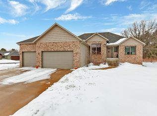 192 Juno Pl, Rice, MN 56367
