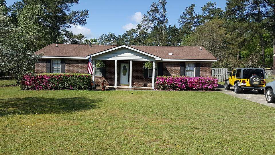 1st image of 3219 Yellow Pine Dr