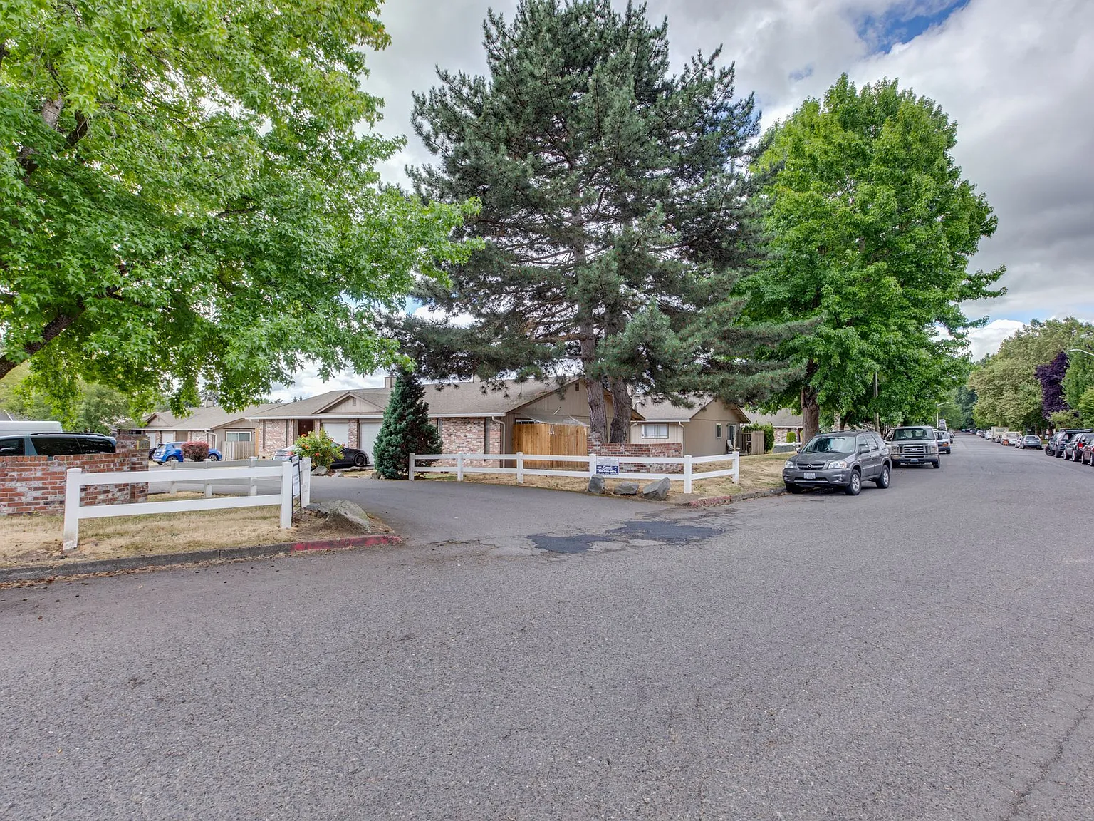 NE34 Duplexes — Photo 3
