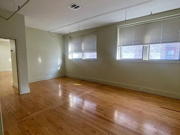 15 East End Lofts — Photo 37