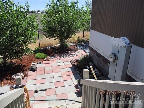 5th image of 86840 Juniper Ln
