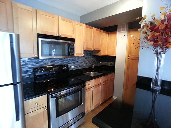 2nd image of 4170 N Marine Dr APT 16M