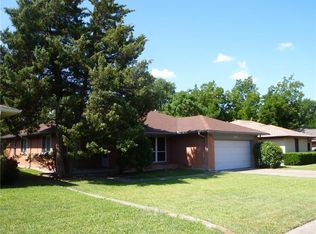 2816 Oates Dr, Dallas, TX 75228