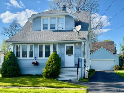 3662 6th St, Hamburg, NY, 14219