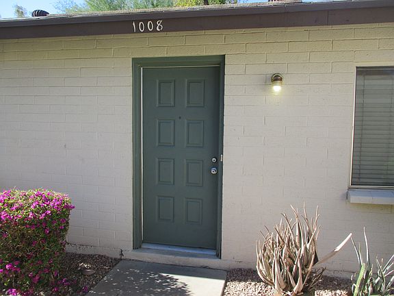 2nd image of 1008 W Malibu Dr