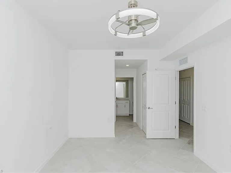 18451 Copperhead Ct N #522 — Photo 10