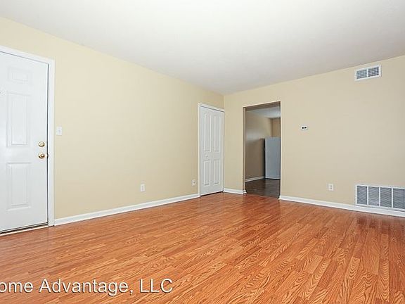 3rd image of 4708 Fury Way APT 53