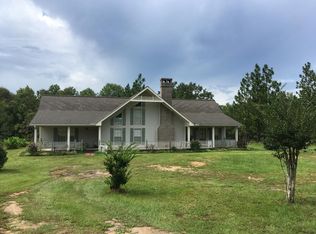 118 Smith Rd, Lumberton, MS 39455