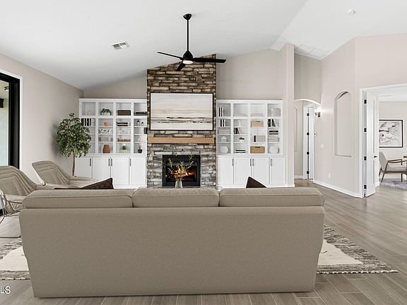 2nd image of 9516 E Hansen Way