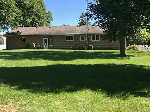 3rd image of 240 W Skyline Ct
