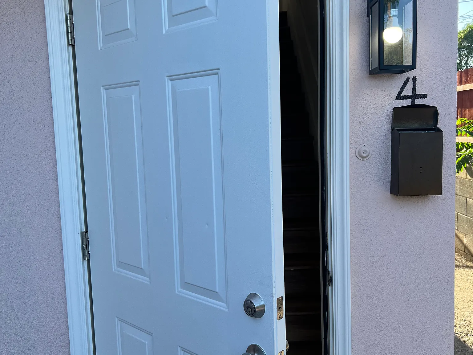 2 bed, 1000 sqft, $2,500 — Photo 2