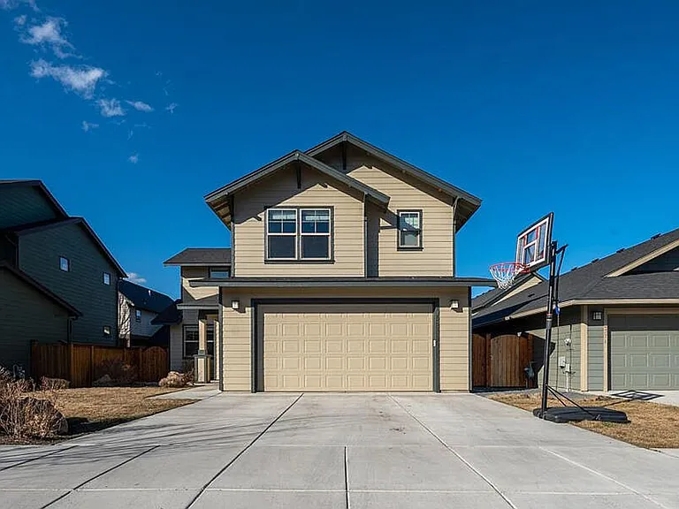 20774 SE Hollis Ln — Photo 5